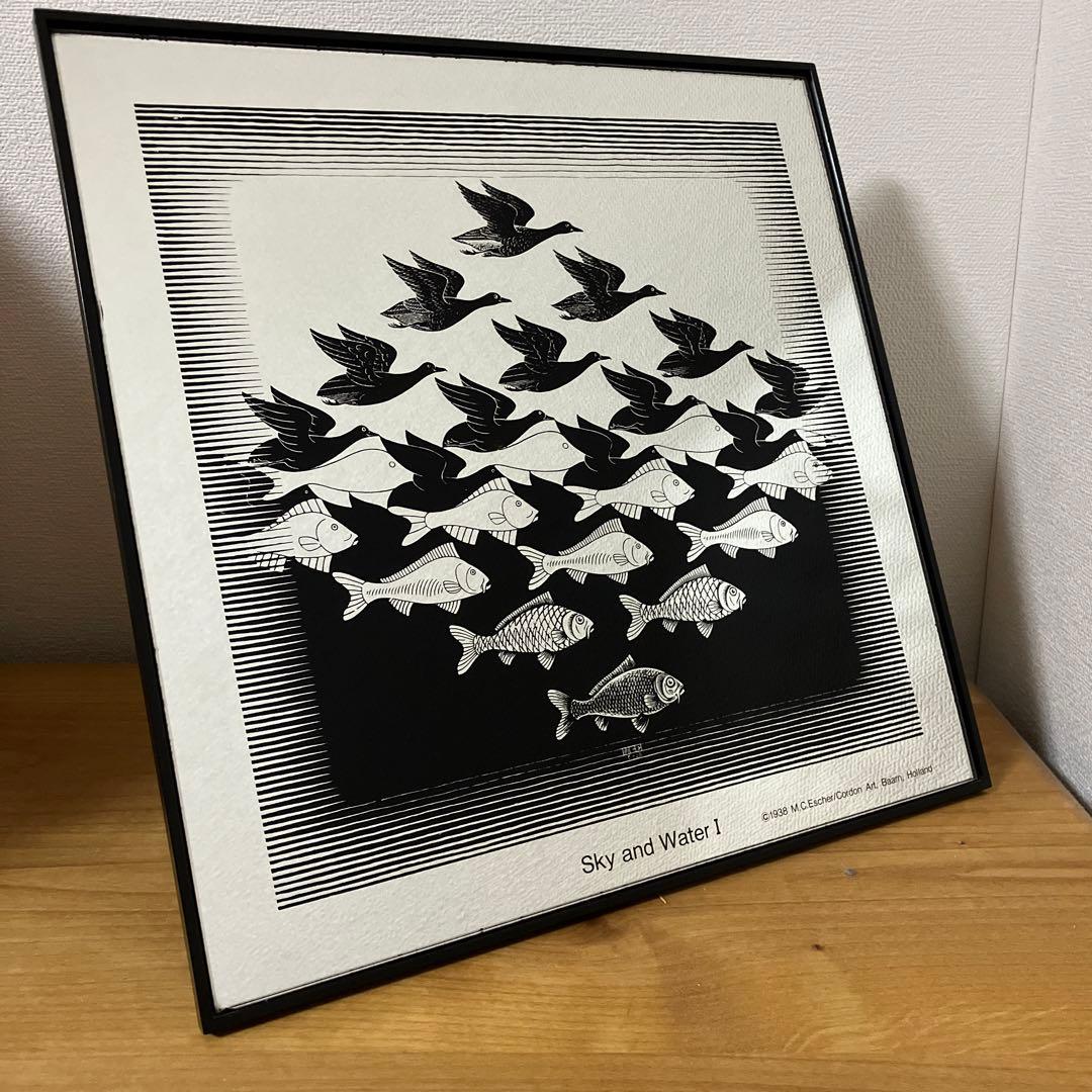 MC Escher.マウリッツ・エッシャー .空と水1.額装. だまし絵.鏡 - メルカリ