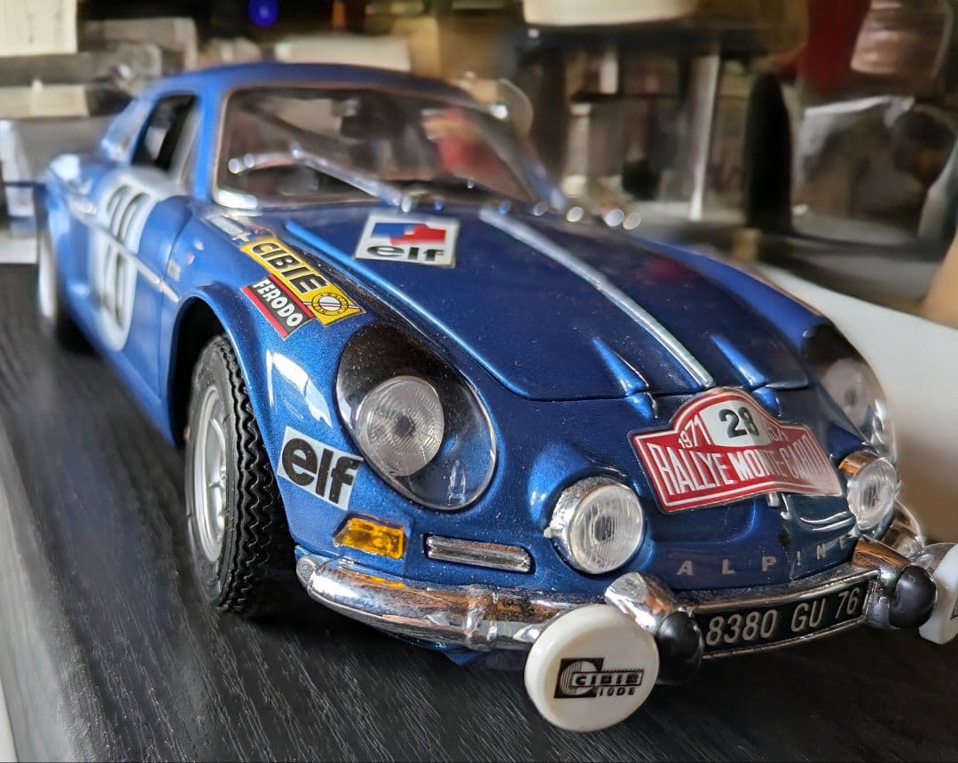 アルピーヌ A110 ラリー・モンテカルロ Maisto 1/18 美品 ALPINE A110 1600S #17 