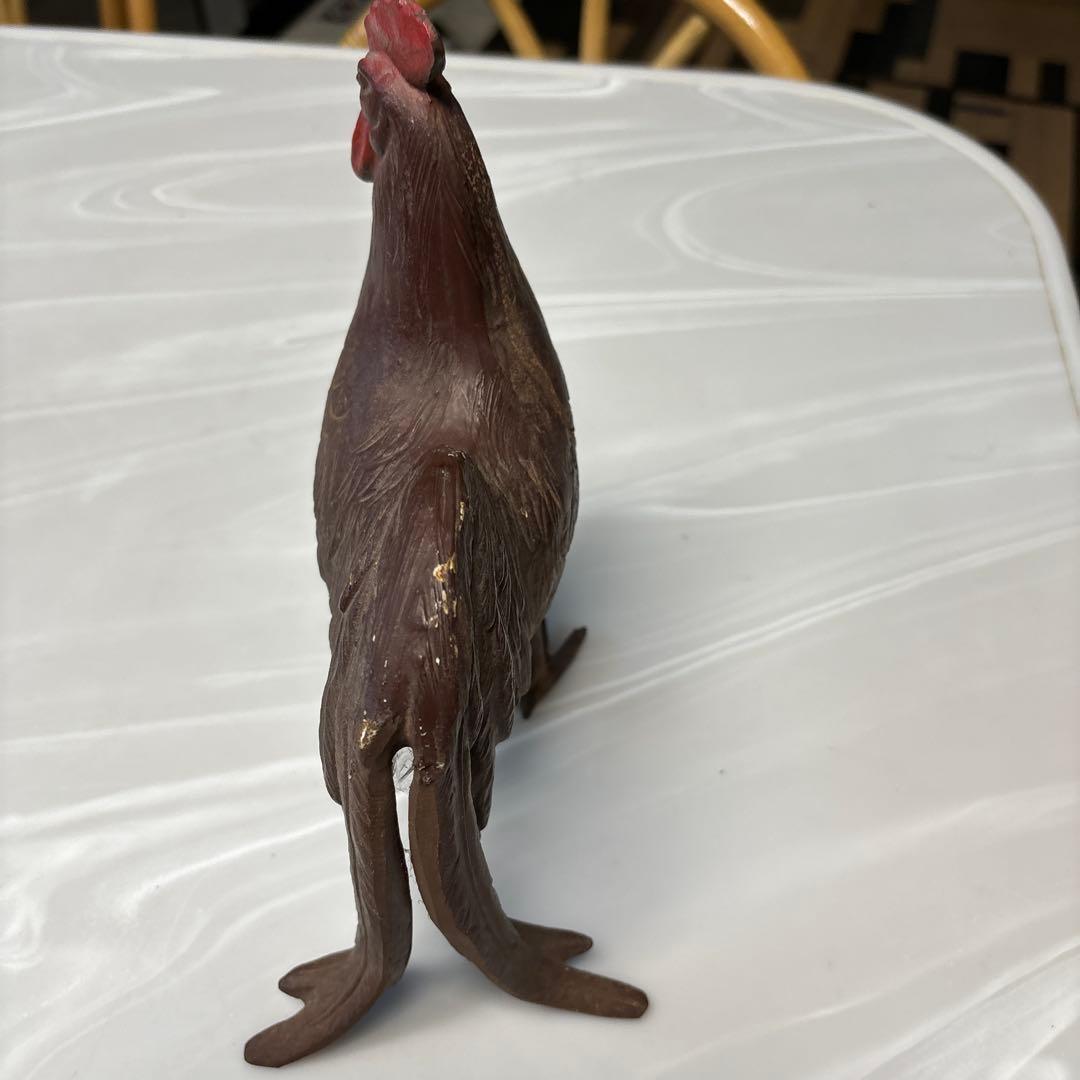 金属製 にわとり 重さがかなりあります。
