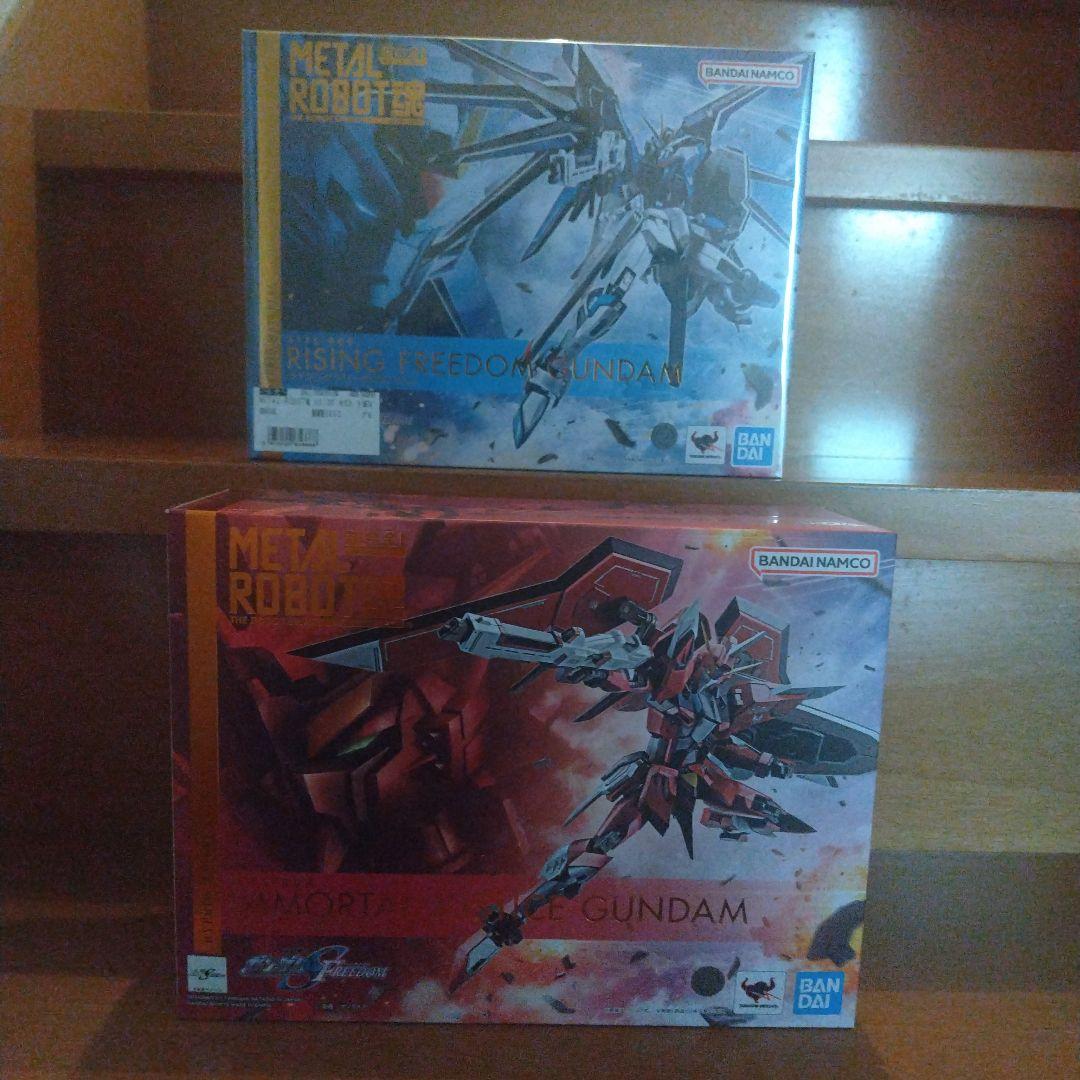 LROBOT魂ライジングフリーダム・イモータルジャスティスガンダム 機動戦士ガンダムSEED FREEDOM』ライジングフリーダムガンダムと