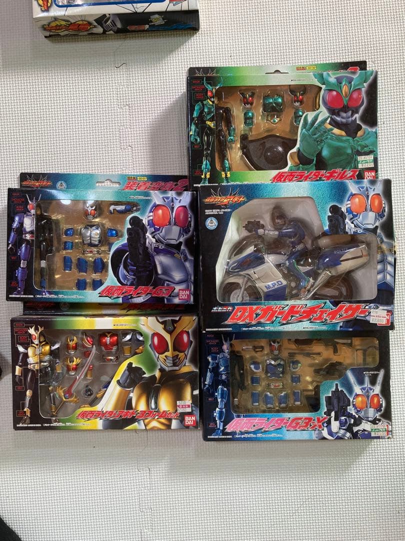 超合金　装着変身　仮面ライダーアギト　フィギュア 5個セット Amazon | 装着変身5 仮面ライダーアギト シャイニングフォームセット