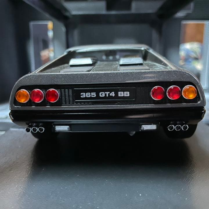 新品未展示品 KKスケール 1/18 フェラーリ 365 GT4 BB 1973 - メルカリ