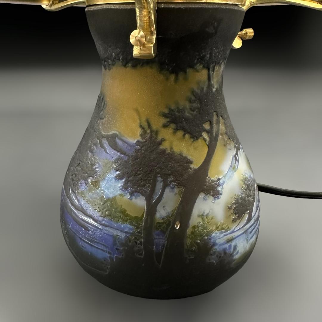 エミールガレ 二灯ランプ 山景紋 カメオ彫り 被せガラス 高さ24cm