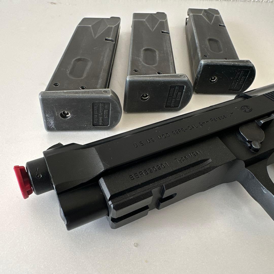 3*s様 東京マルイ ガスブローバック M9A1 マガジン3本付き