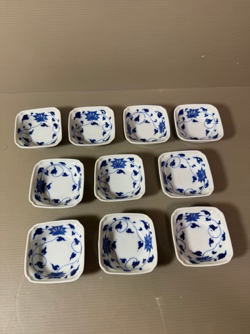 2893 深川製磁　染付唐草蓮花紋　小鉢　10客　6cm 時代物 染付菊唐草 | 有田焼 深川製磁｜公式オンラインストア