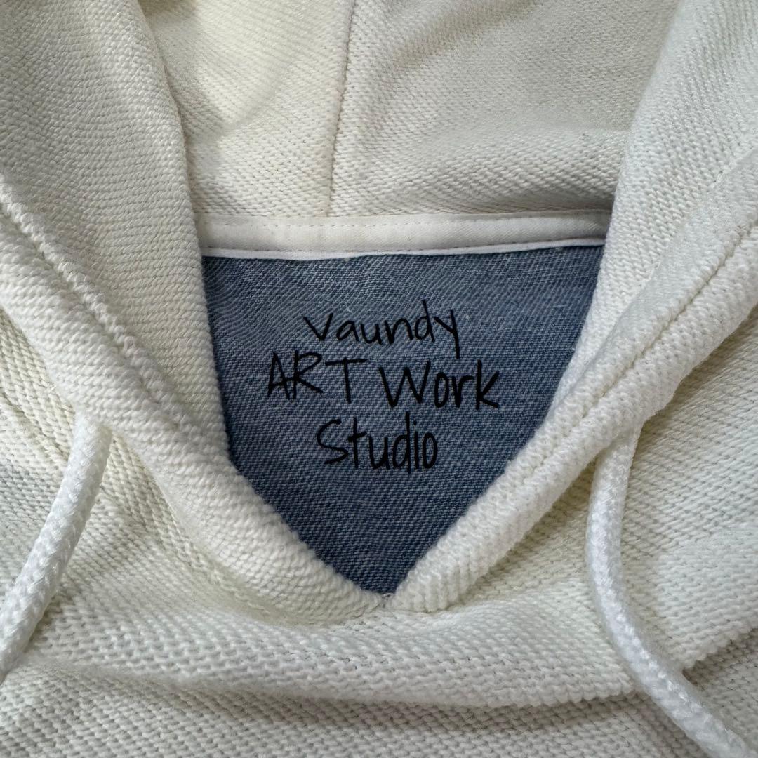Vaundy FUSIONロゴ刺繍フード付きライブパーカー Mサイズ - メルカリ