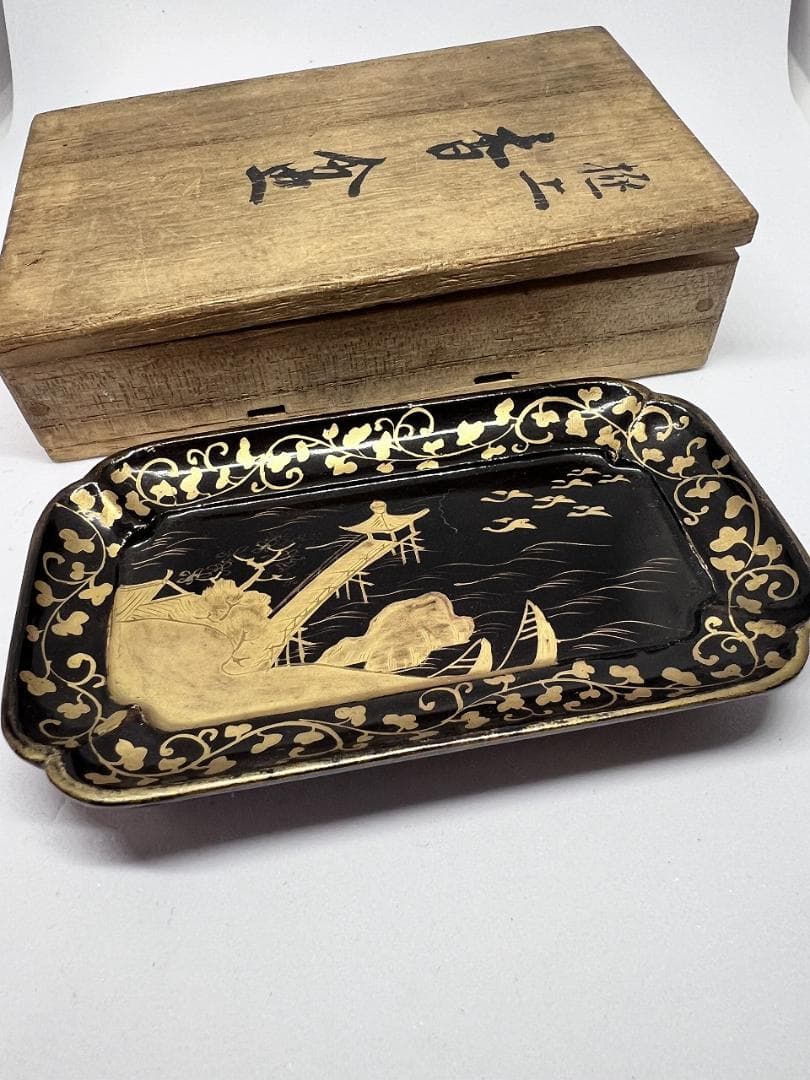 蒔絵山水紋弘盆 江戸期 共箱 漆器 金箔装飾 長方形皿 木箱