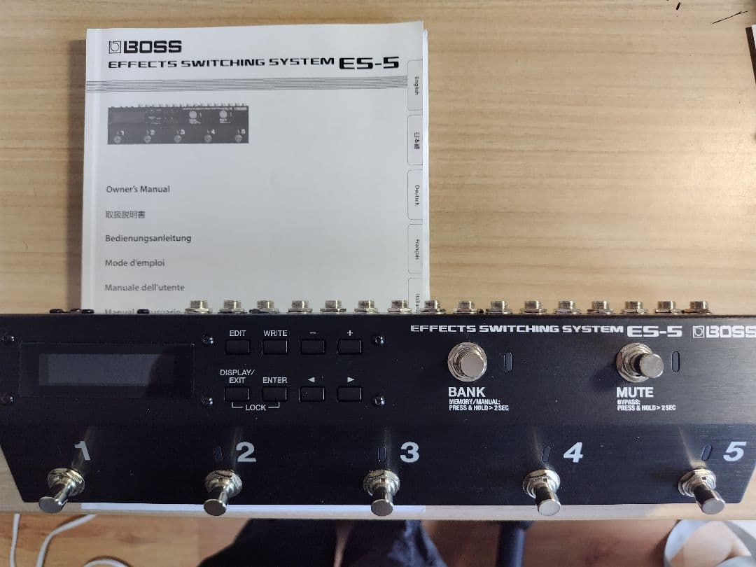 BOSS エフェクトスイッチングシステム ES-5 Amazon.co.jp: BOSS ES-5 Effects Switching System : Musical Instruments