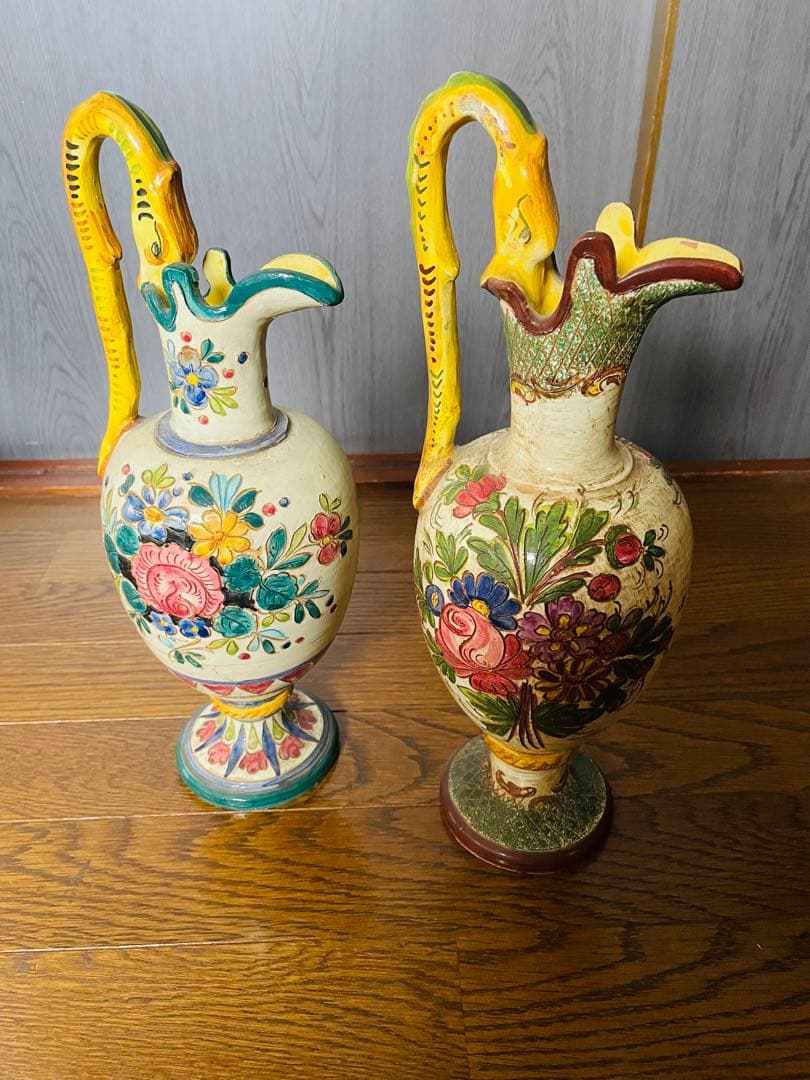 多色花柄陶器花瓶 2個セット アンティーク イタリア製花瓶 - メルカリ