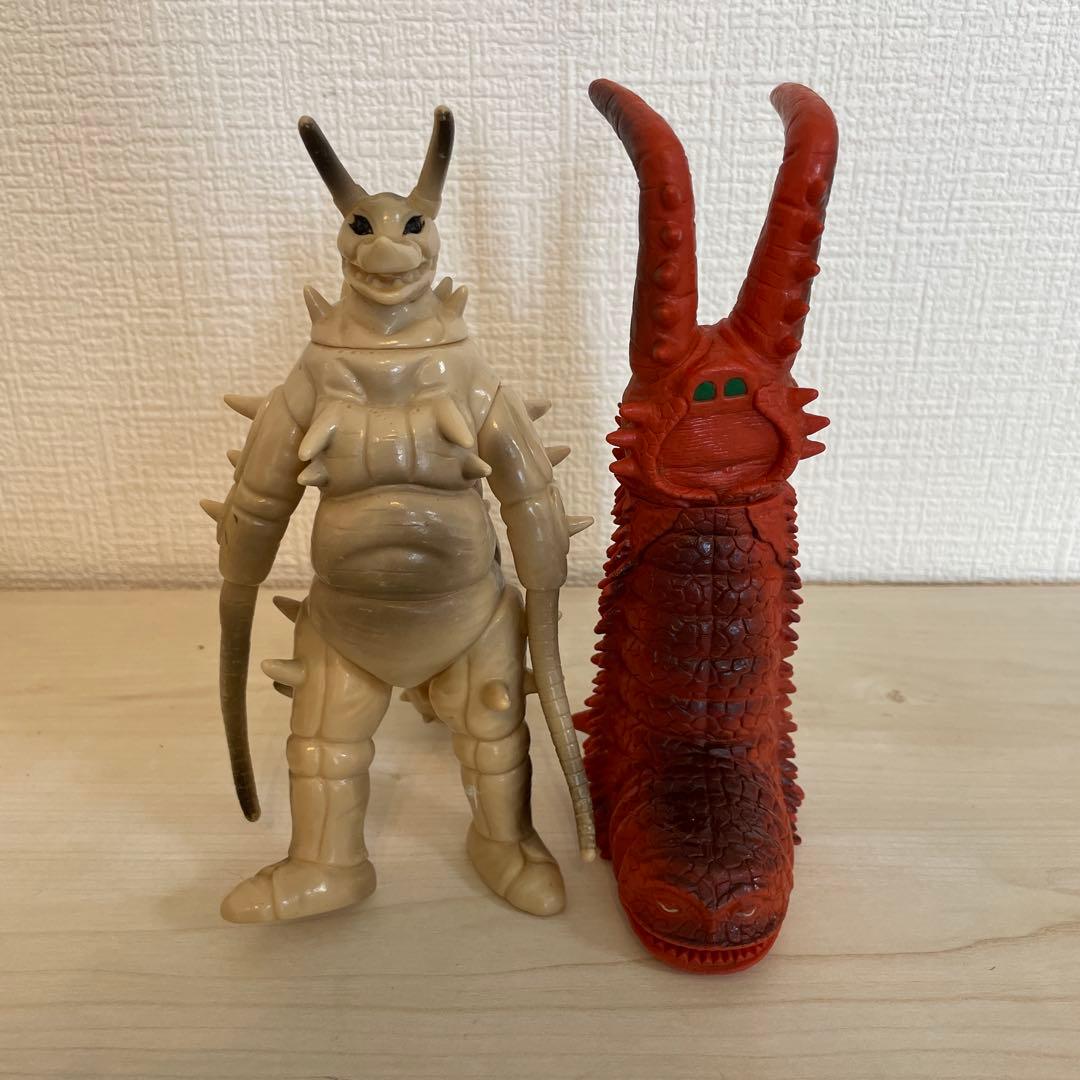 旧バンダイ/帰ってきたらウルトラマン 怪獣 グドン ツインテール レア
