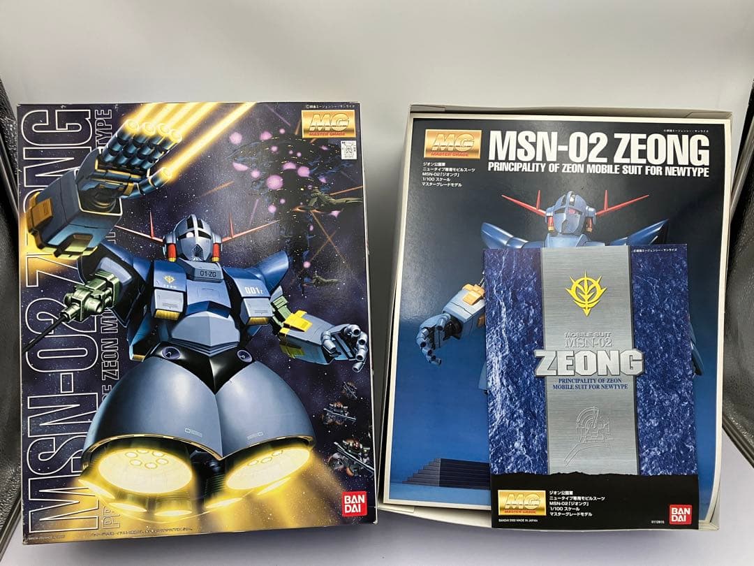 MG ジオング マスターグレード 未組立 機動戦士ガンダム - メルカリ