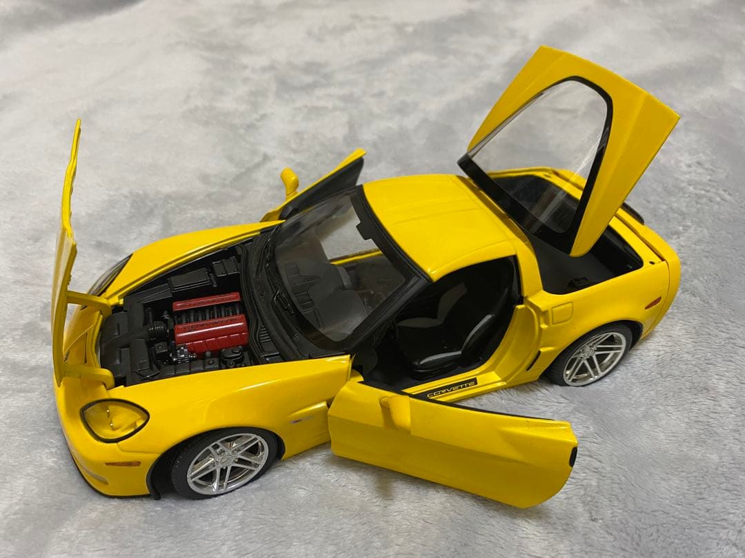 ミニカー HOTWHEELS Corvette Z06 1/18 Hot Wheels Elite 2006 Chevy Corvette Z06 1:18 Scale Diecast Model