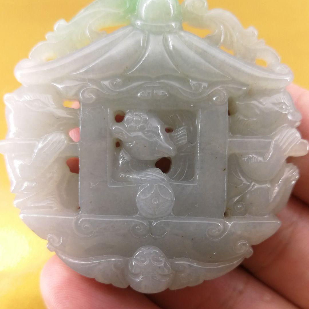 ビルマ翡翠精細彫刻「玉輿に乗る鼠お花嫁」(A貨保証)(整理番号:AJ08