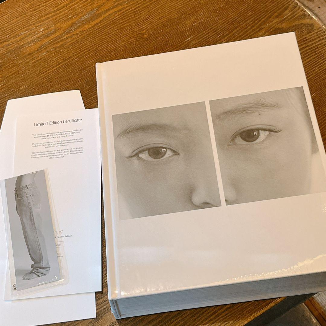 JENNIE J2NNI5 POP UP ジェニ Photobook 特典付 JENNIE <J2NNI5> POP UP ジェニ Photobook 特典付 - メルカリ