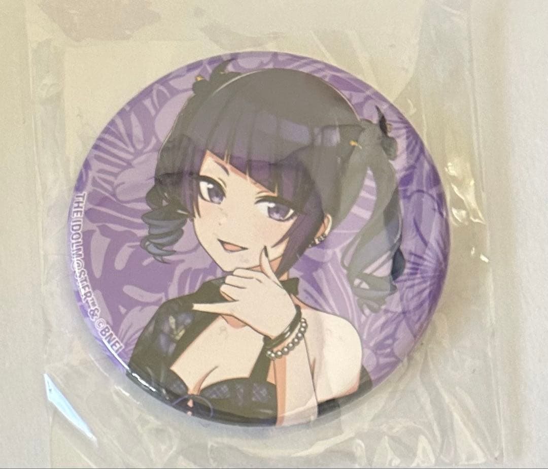 シャニマス 田中摩美々 缶バッジ Hawaiian Cafe - メルカリ