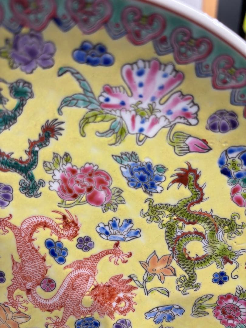 景徳鎮皿骨董品ドラゴンと花の装飾 陶器皿 中国景徳