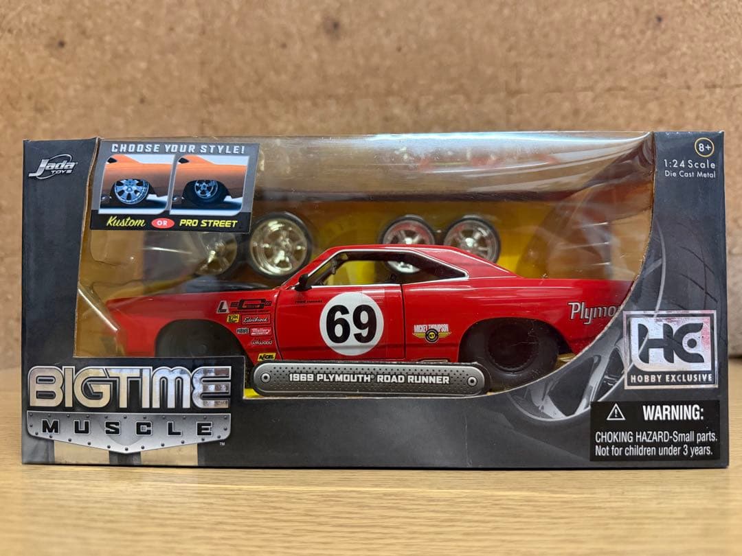 廃番】1969 Plymouth Road Runner Jada 1:24 - メルカリ