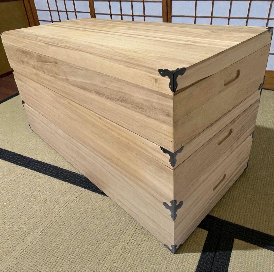 【良品】 桐箪笥　桐タンス　桐箱　着物衣装ケース 3段　セット　まとめ 桐箪笥 桐ダンス 着物 桐たんす 3段 大川家具 国産 たとう紙 衣装