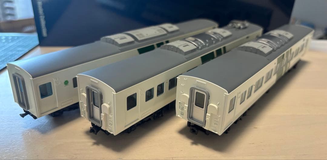 天賞堂55057 185系200番台直流特急形電車踊り子色(JR晩年