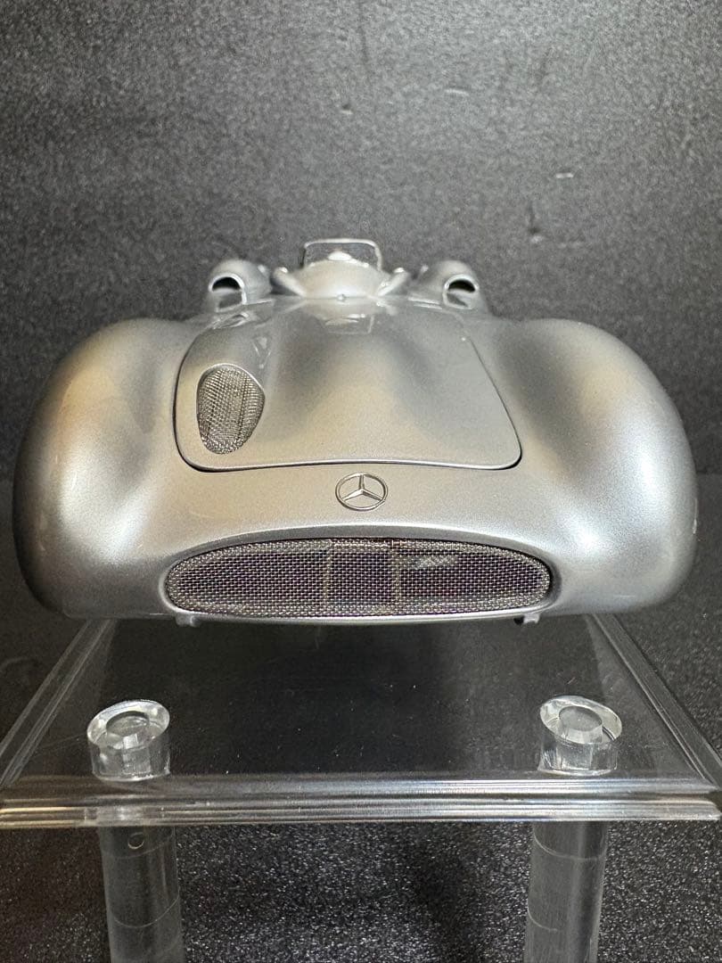CMC 1/18 Mercedes-Benz W196R Streamliner