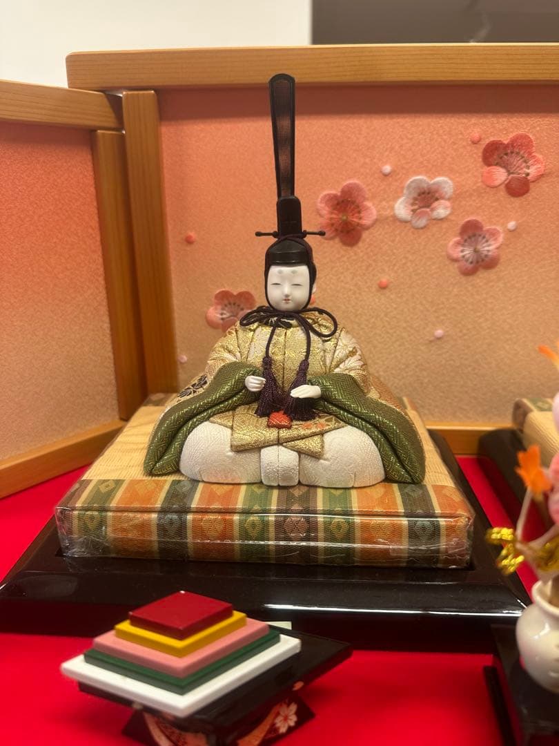 三段飾り 五人飾りひのき無垢材 雛人形セット 木製台屏風付き 新品未
