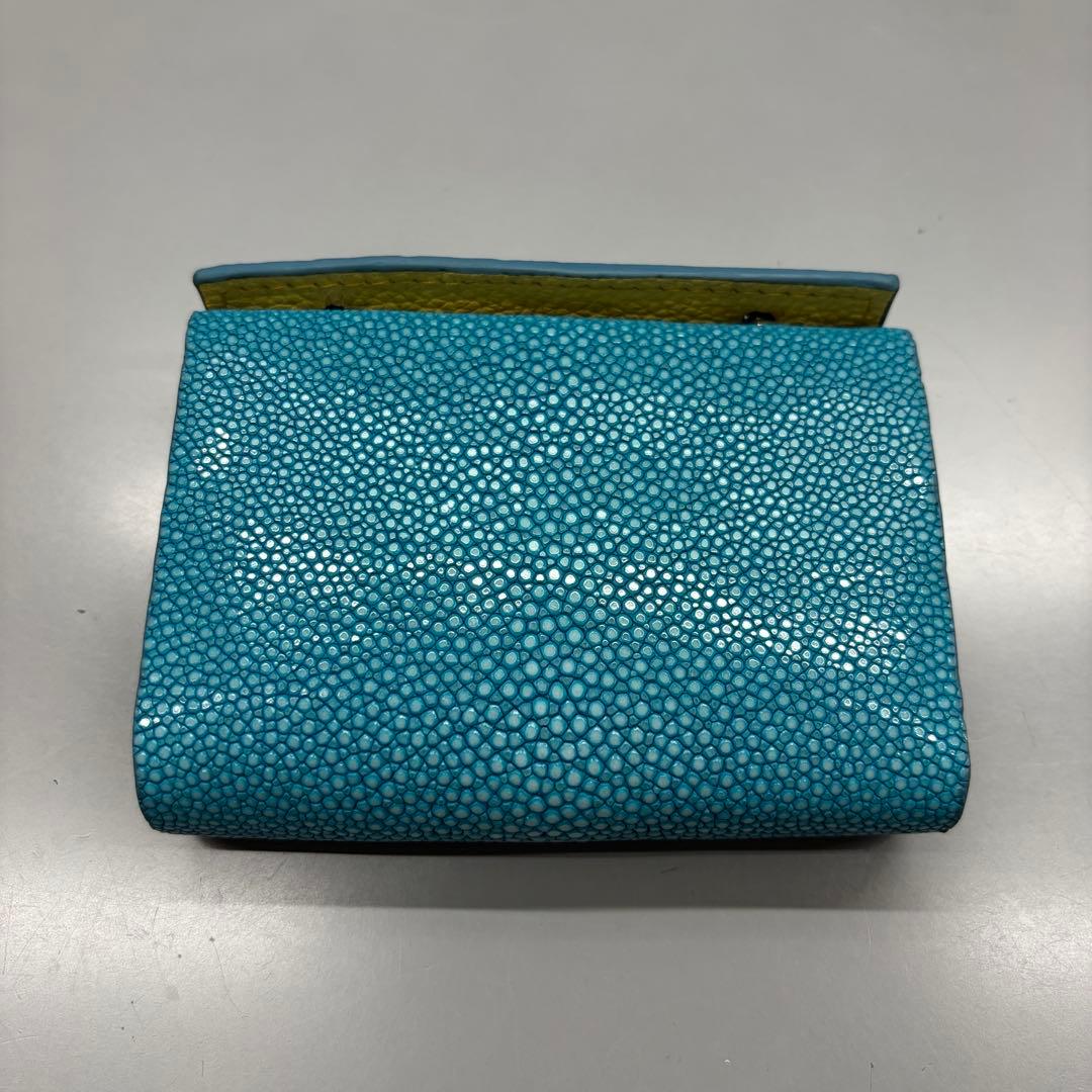 スティングレイ 折り財布 ターコイズ×イエロー エイ革 コンパクト