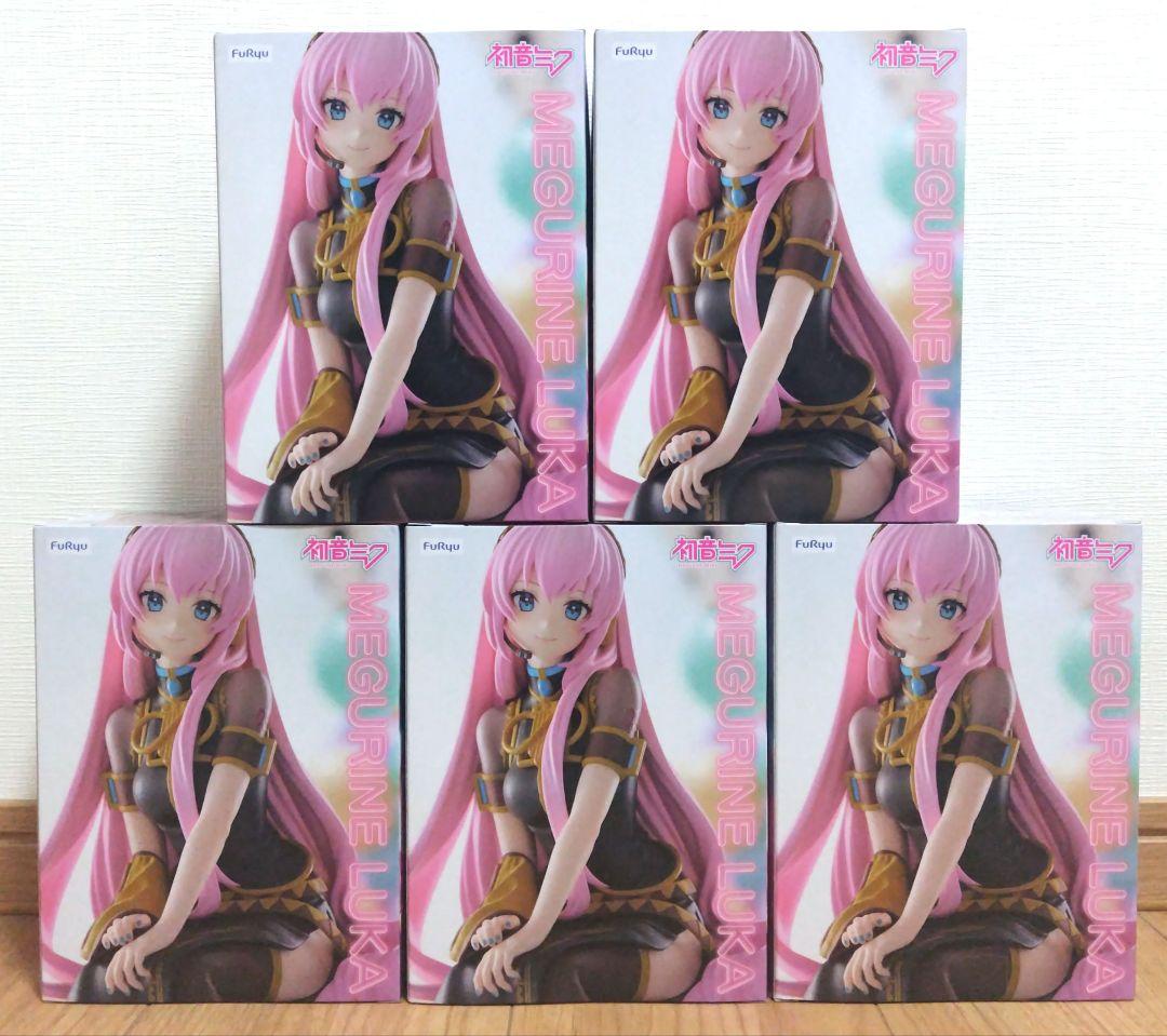 ぬーどるストッパーフィギュア 巡音ルカ 5点まとめ売り - メルカリ