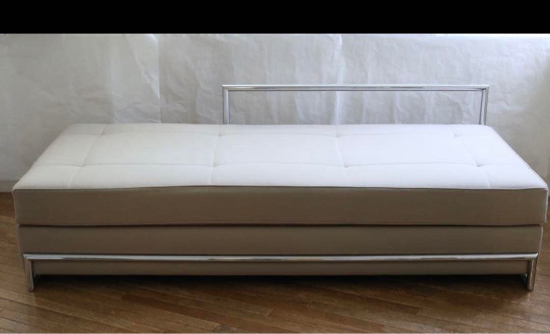ClassiCon クラシコン　アイリーングレイ　デイベット　ソファ ClassiCon DAY BED / クラシコン デイ・ベッド - インテリア・家具通販