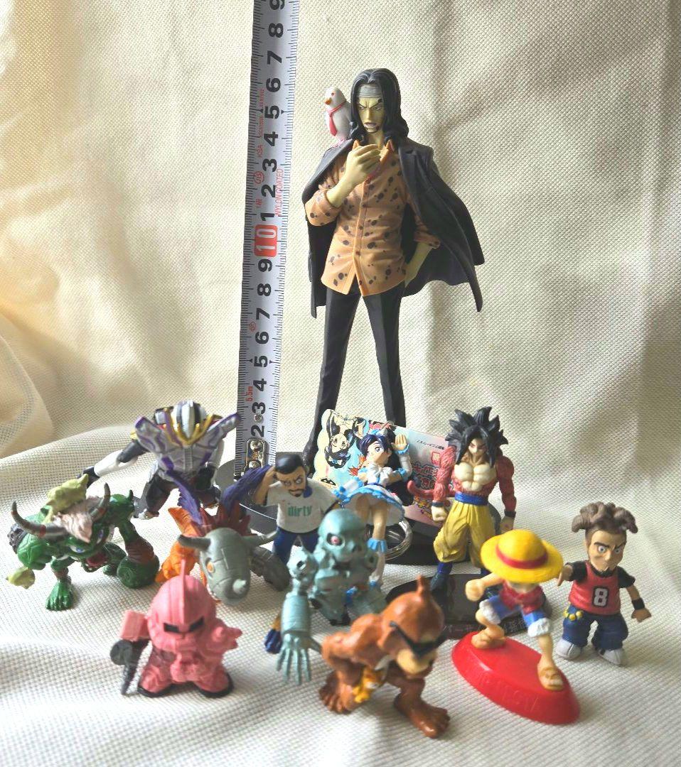 アニメキャラクター フィギュアセット 13体 - メルカリ