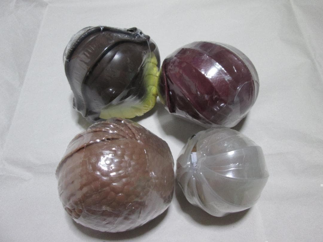 ガシャポン いきもの大図鑑 かぶとむし ミツオビアルマジロ セット