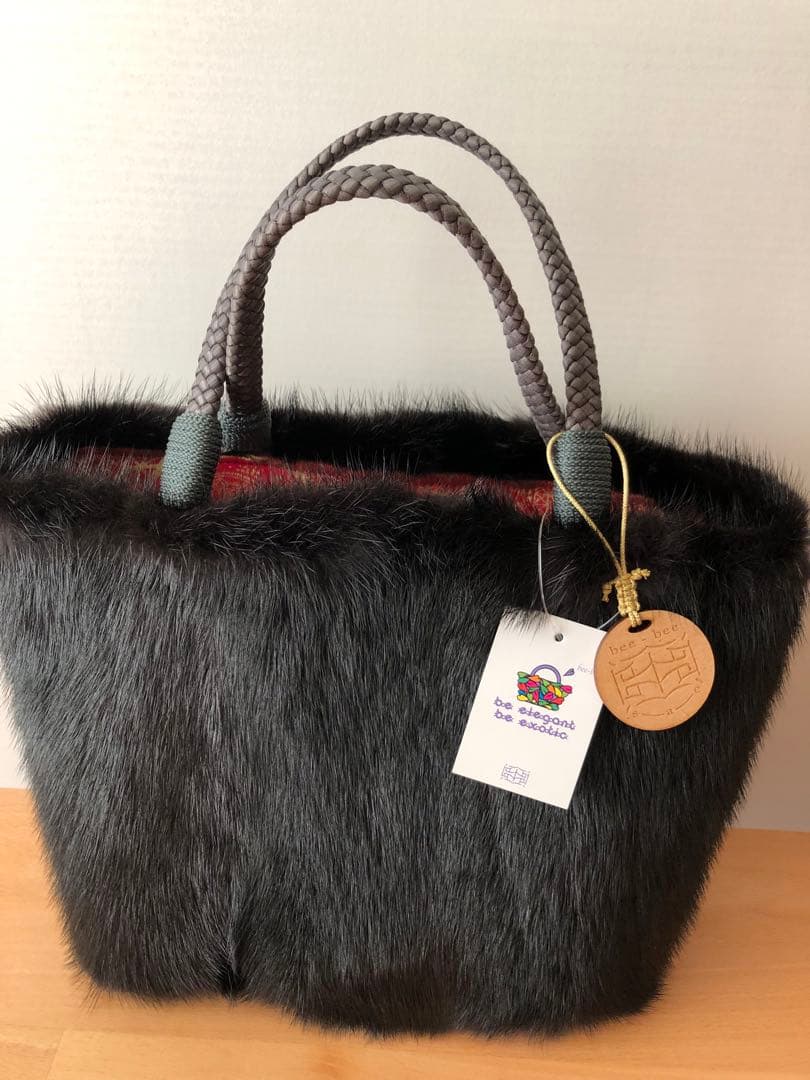 Aハンドメイド　ミンクバッグ　 未使用コートのリメイク品　上質の素敵な品です。 new antique ¶ ブルーアイリスミンクファー着脱可能リボン付き長方形底