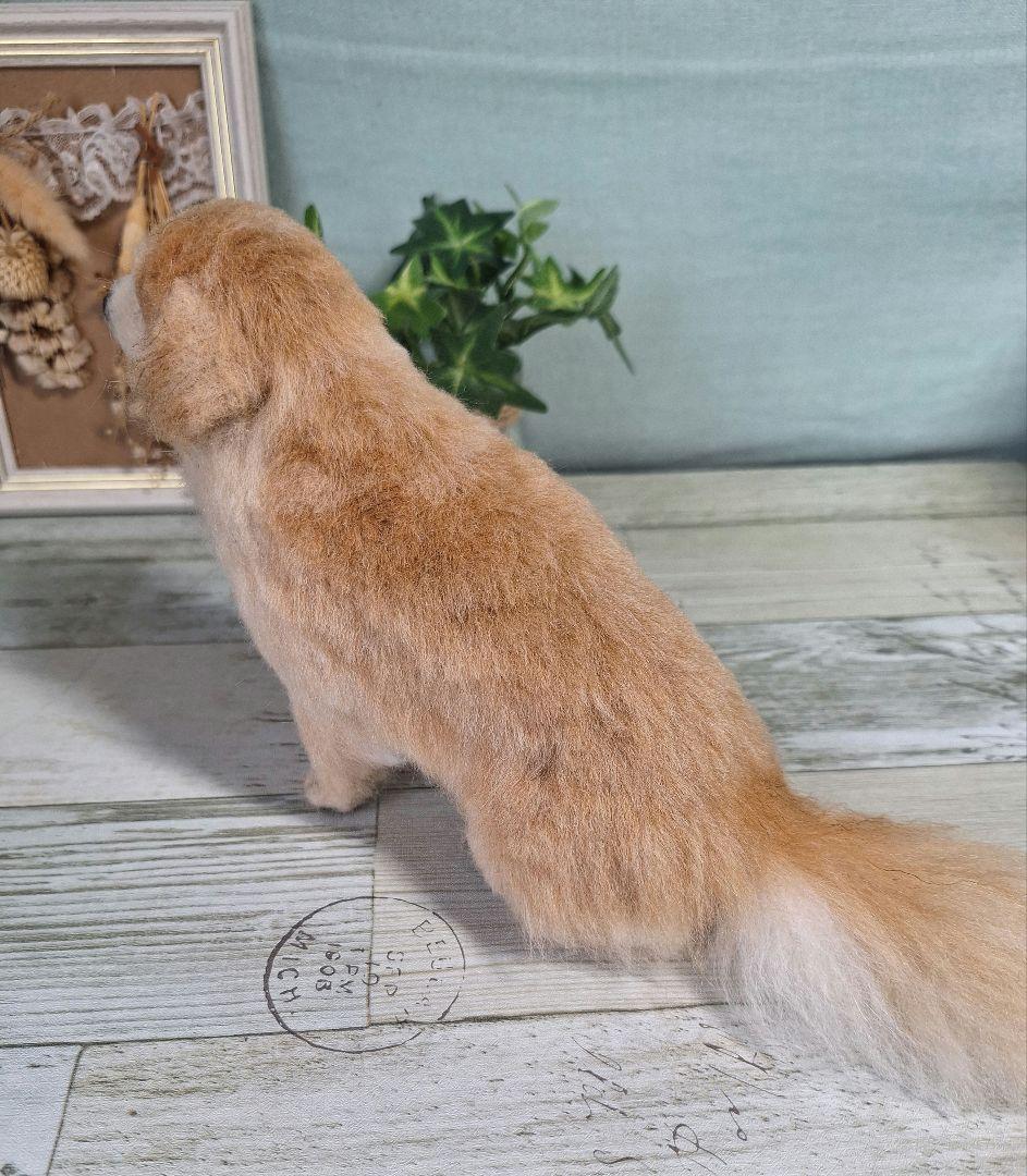 フェルト製犬の置物 約15cm ベージュ
