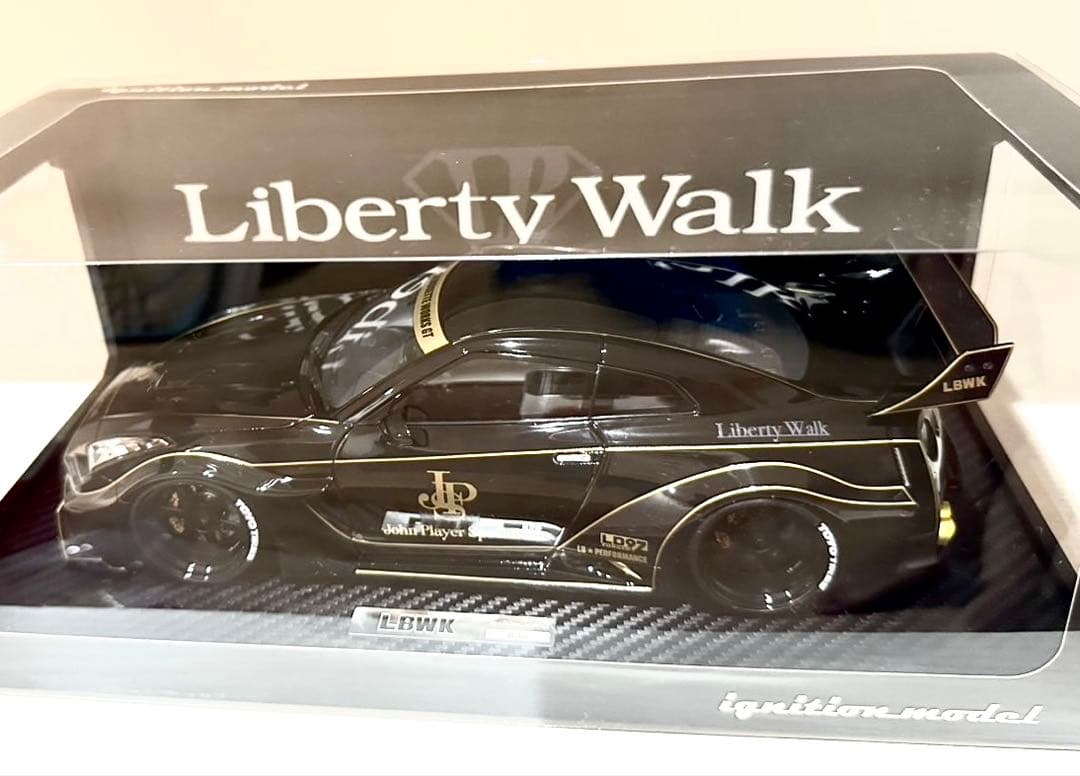 Liberty Walk JPS 1/18リバティーウォーク GT-R ミニカー 1/18スケール Top Speed「LB-Silhouette WORKS GT NISSAN 35GT-RR Ver