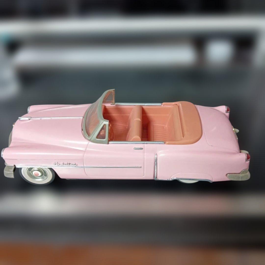 キャデラック オープンカー ピンクブリキの車のおもちゃ - メルカリ