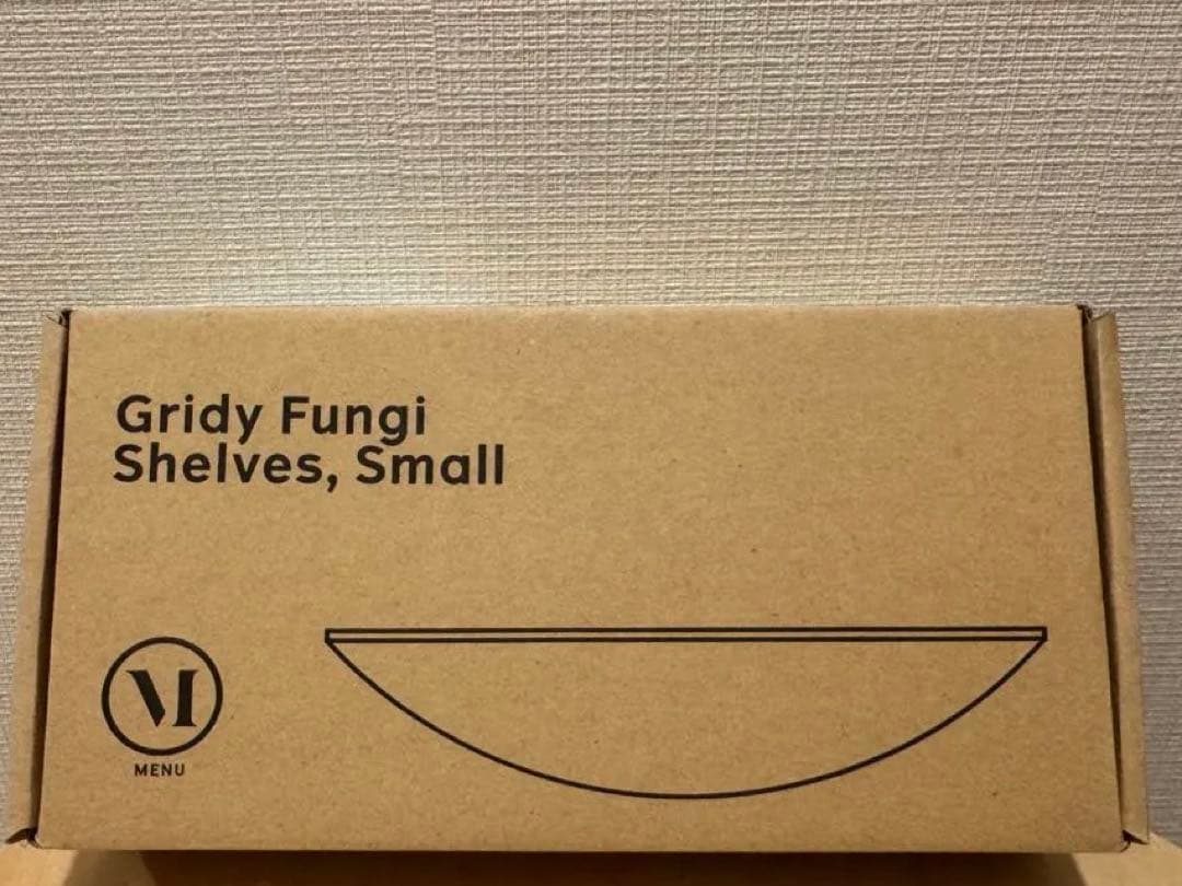 MENU Gridy Fungi Shelf 壁掛けオークシェルフS Audo Copenhagen Gridy Fungi Shelf by Menu Design now Audo