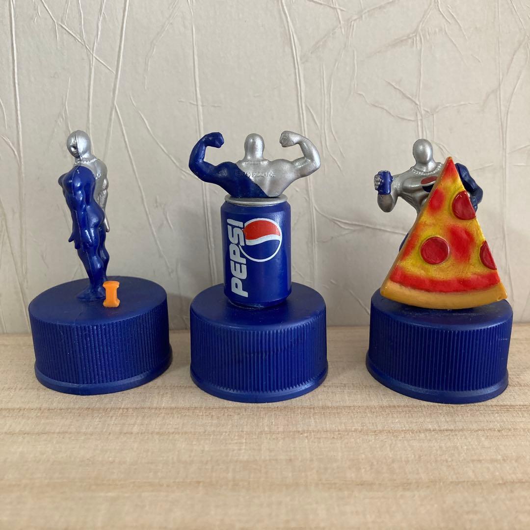 ペプシマン ペットボトルキャップ 3体セット - メルカリ