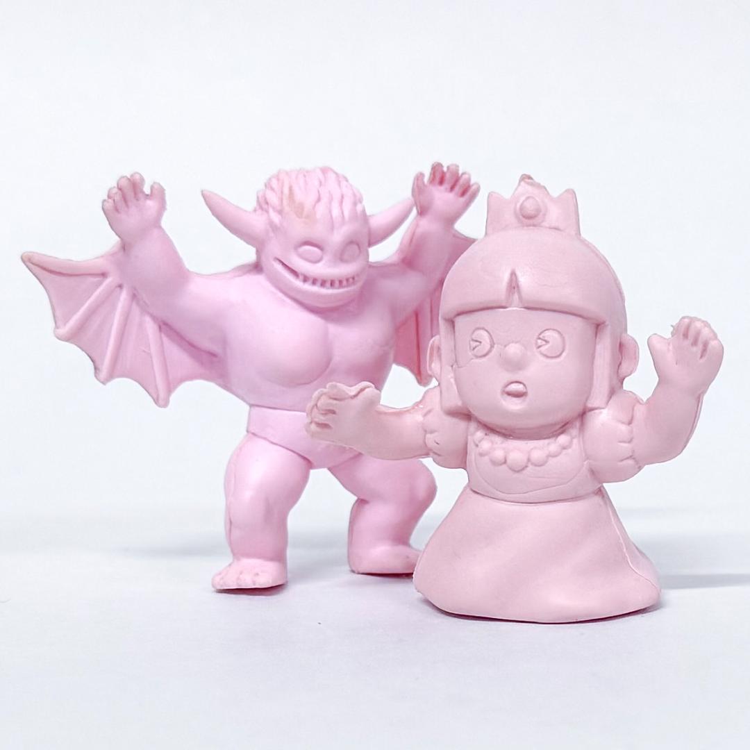 魔界村 消しゴム 2体 カプコン - メルカリ