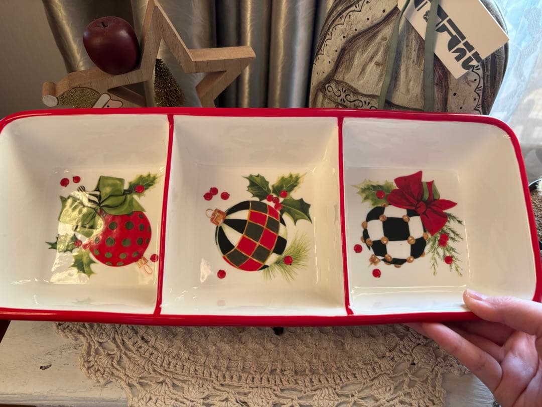 MacKenzie-Childs クリスマス トレー、茶碗2点セット MacKenzie-Childs Deck The Halls Dinnerware Collection & Matching