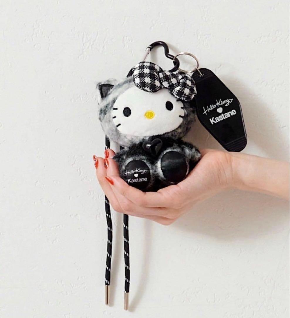 Kastane HelloKitty ぬいぐるみチャーム マスコット ブラック - メルカリ