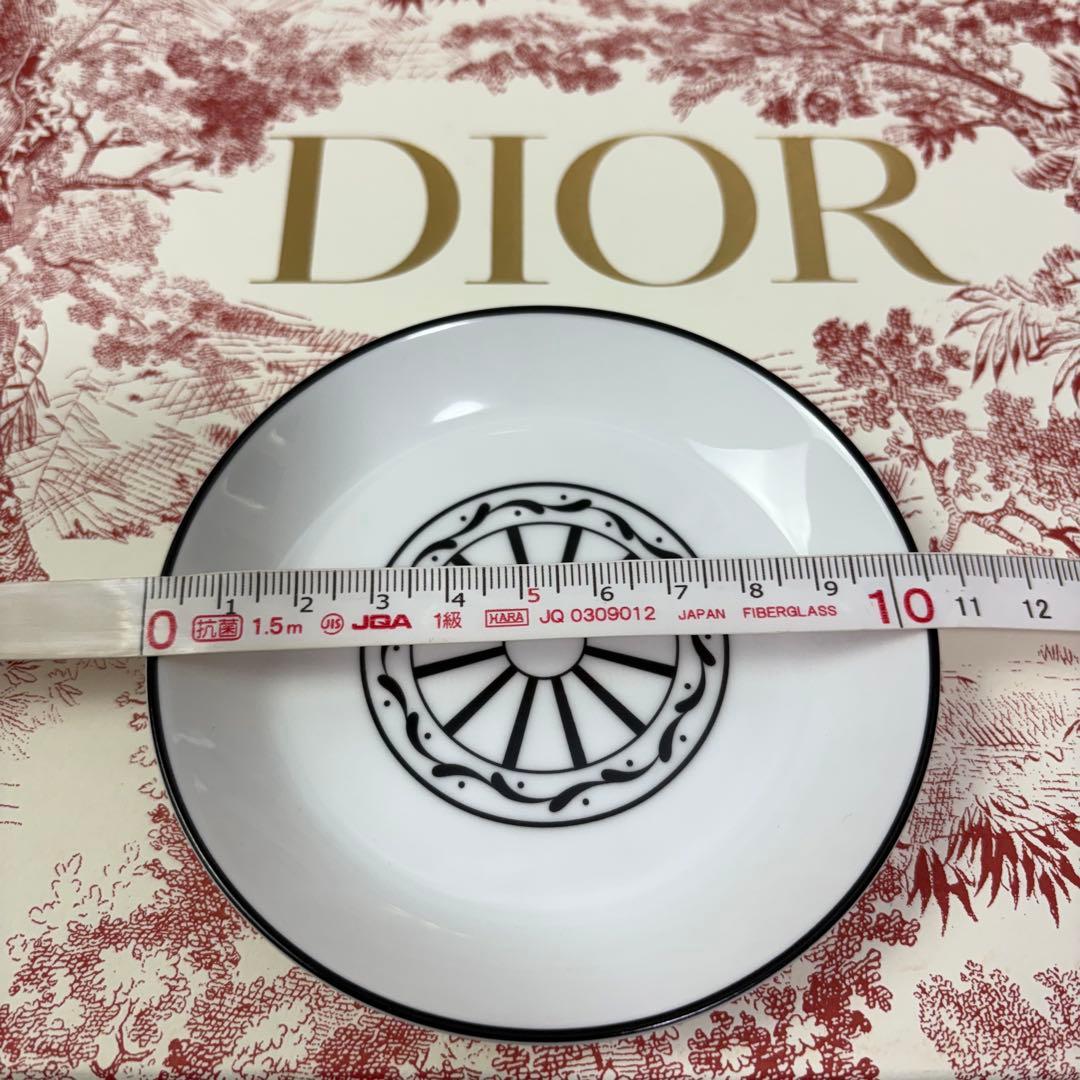新品未使用 Dior バターディッシュ 11cm リモージュ磁器 - メルカリ