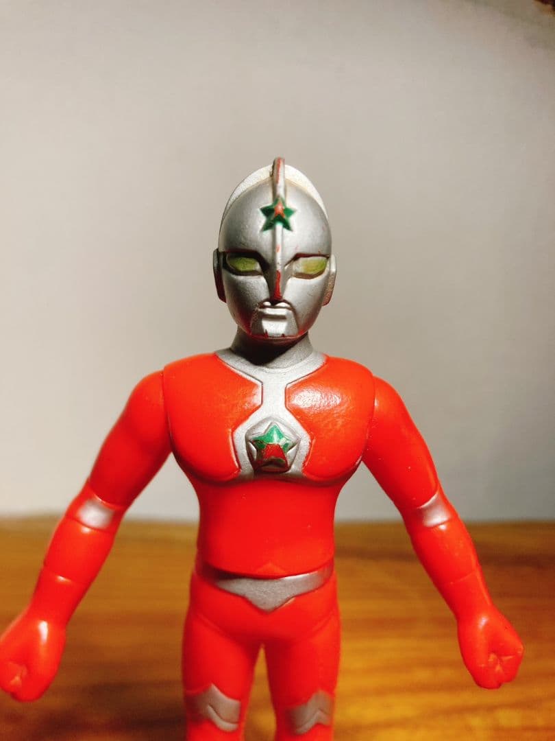 ザ・ウルトラマン ウルトラマンジョーニアス ソフビ - メルカリ