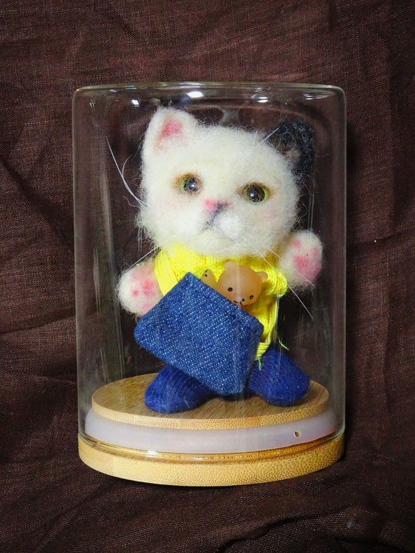 羊毛フェルト 猫の人形 ガラスケース付き-日本ショップ