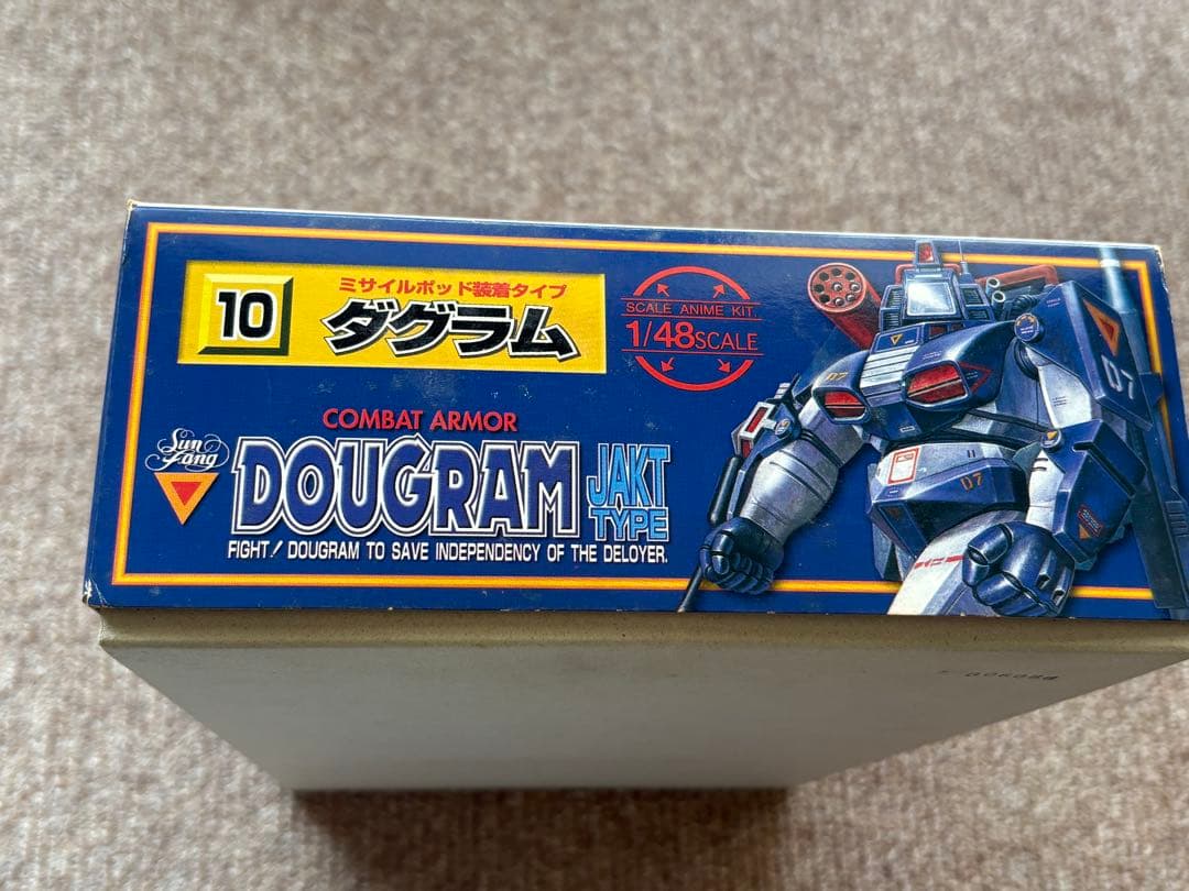 ダグラム JAKT タイプ 1/48 スケール ミサイルポッド装着タイプ - メルカリ