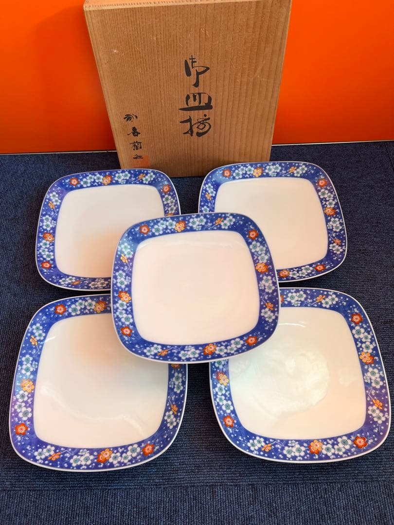 1267  香蘭社　花柄　皿　5客　未使用 香蘭社 濃紺花柄皿 5枚セット 小皿 - メルカリ