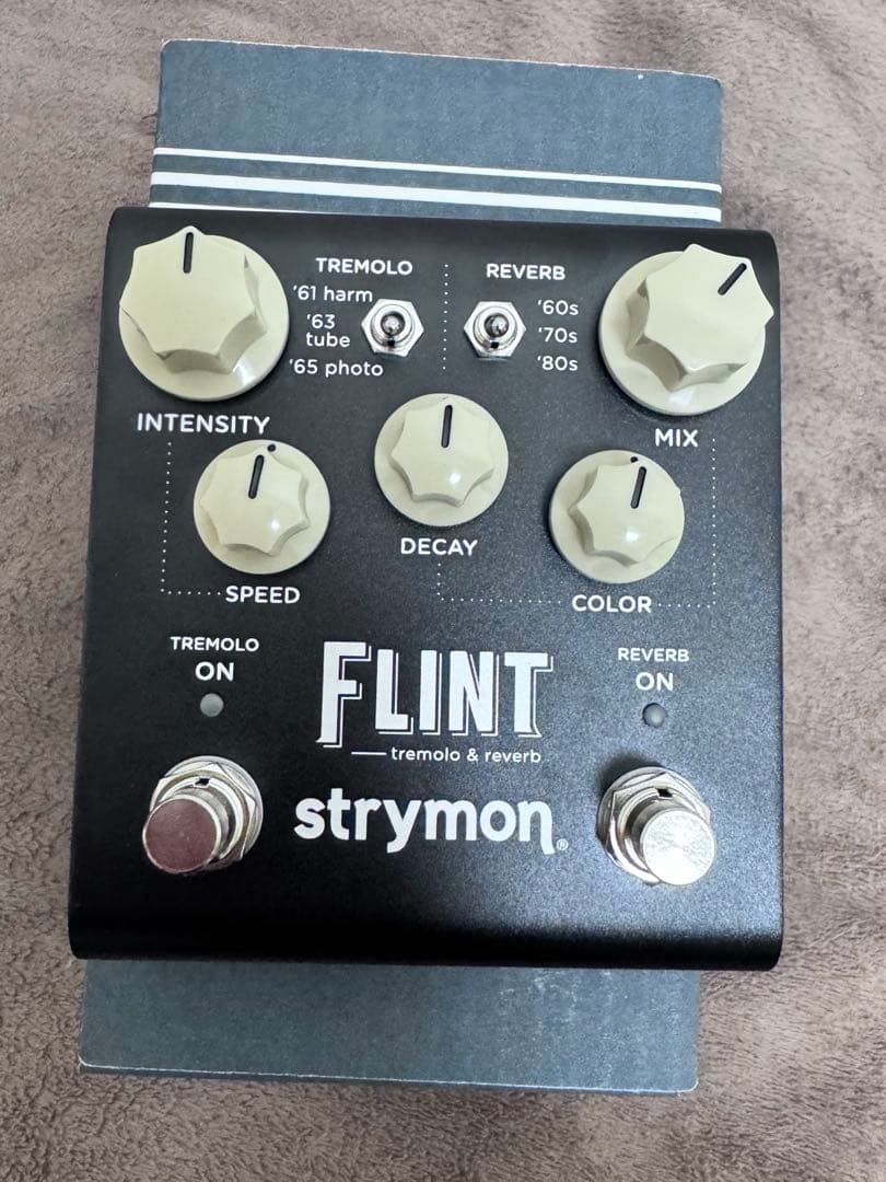 ギター Strymon FLINT V2 Flint V2 Tremolo & Reverb - Strymon