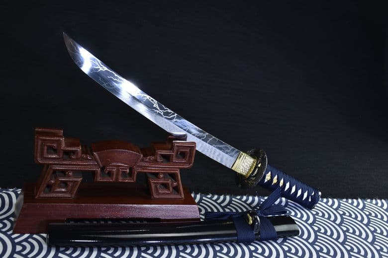 稲妻脇差侍の短刀 日本刀 模造刀 模擬刀 武蔵 肋差 刀装具 - メルカリ