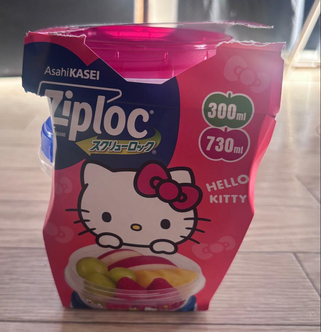 Ziploc Hello Kitty 保存容器 2個セット 新品未使用 - メルカリ