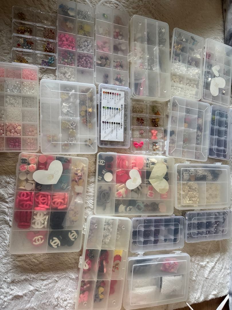 超お得❣️激レアパーツ　ハンドメイド素材　デコレーションパーツ　まとめ売り 楽天市場】【量り売り】【プラパーツ】 1g〜 お楽しみ デコパーツ