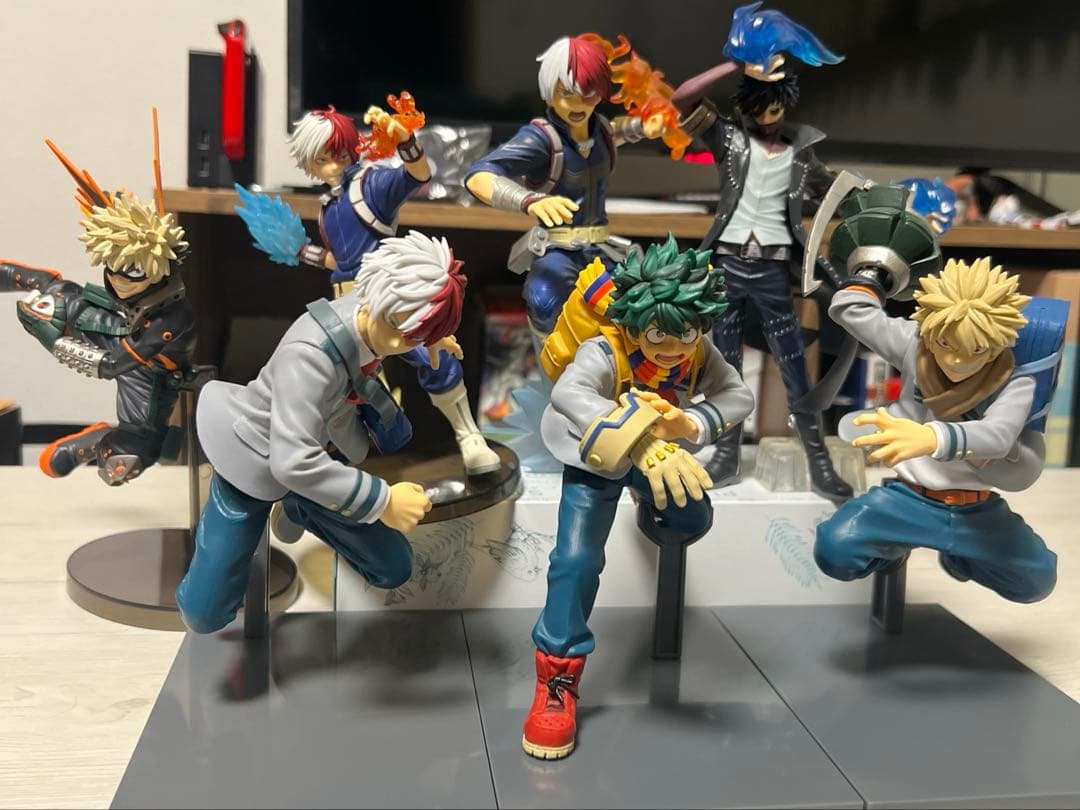 ヒロアカフィギュア 7体セット まとめ売り - メルカリ
