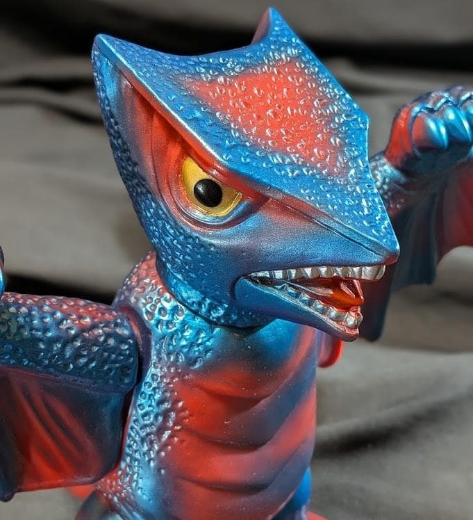 ギャオス（マルサン）電撃怪獣大作戦ソフビフィギュア - メルカリ